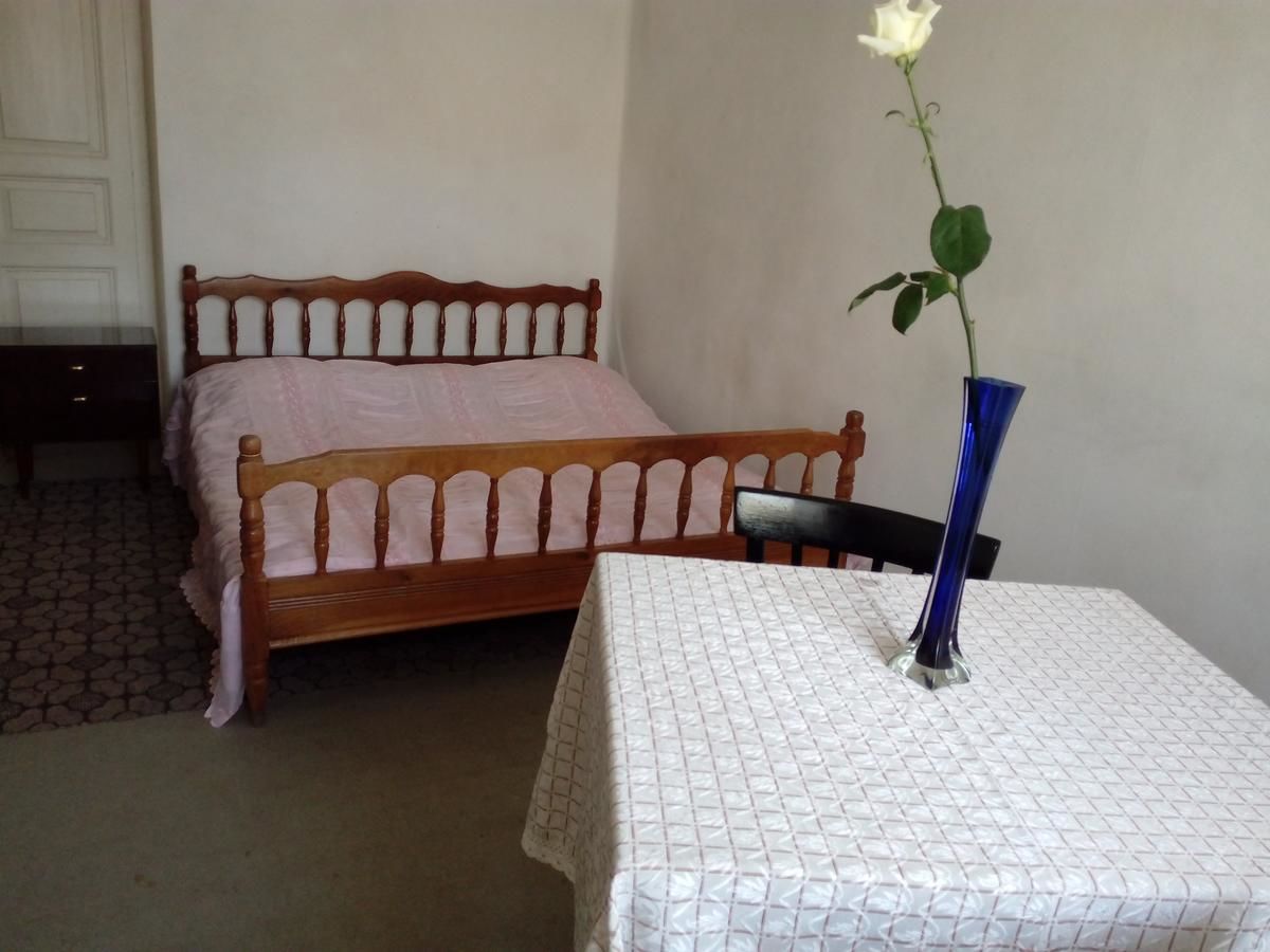 Дома для отпуска Homestay Gori Гори-20